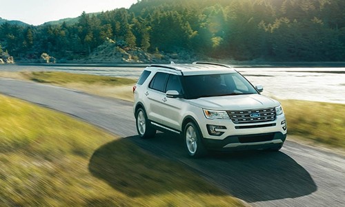 Hàng triệu xe SUV Ford Explorer "dính án" triệu hồi 