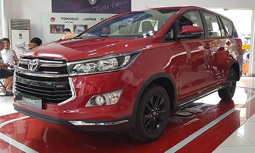 Giá xe ôtô Toyota tiếp tục được ưu đãi sau Tết Nguyên đán