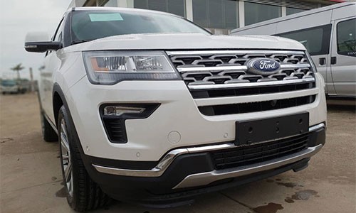 Mua Ford Explorer, khách Việt bị "móc túi" hơn 200 triệu đồng 