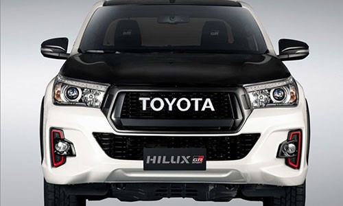 Bán tải Toyota Hilux GR Sport mới có gì đặc biệt?