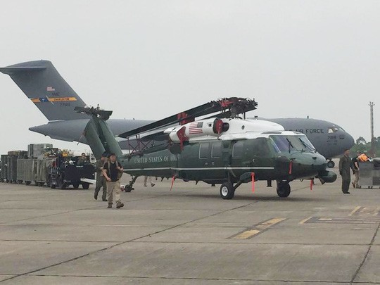 Trực thăng Marine One của TT Obama đến Nội Bài