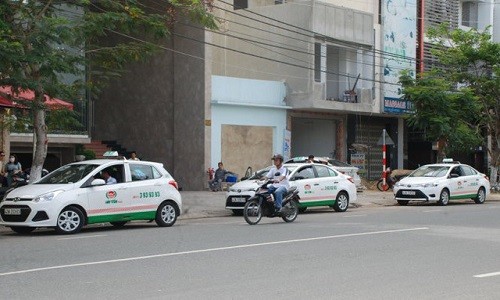 Truy ra tài xế taxi chở khách Hàn 6km "chém" 700.000