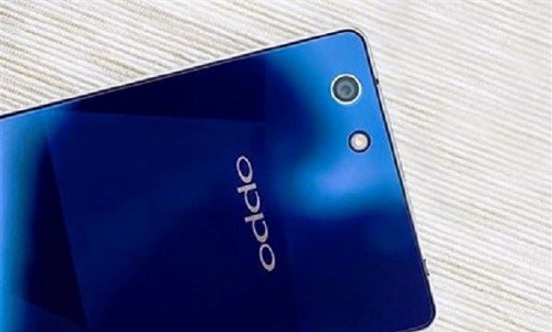 Oppo R1C mặt sapphire xanh huyền bí lên kệ