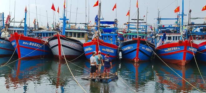 Đà Nẵng: Nghỉ học, nghỉ làm, dừng họp chợ để tránh siêu bão Noru