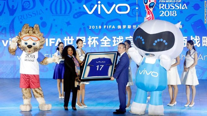 Quảng cáo Trung Quốc tràn ngập World Cup 2018