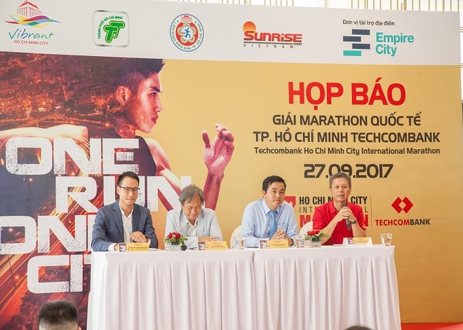 Khởi động Giải Marathon Quốc tế TP.HCM Techcombank 2017