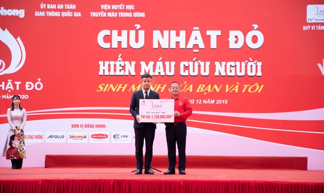 Đồng hành cùng Chủ nhật Đỏ, BAC A BANK lan tỏa yêu thương