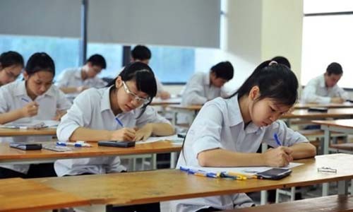 Choáng với nội dung bài văn đại học duy nhất đạt điểm tuyệt đối