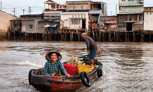 Ngừng ca thán vì ế, xách balo lên và đi, Tuổi trẻ ơi!