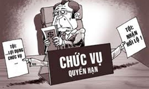 Khám nhà cựu cán bộ Hải quan, "lòi" 500 triệu tiền nhận hối lộ