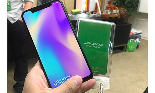 Xuất hiện iPhone X phiên bản Android giống y hệt hàng thật