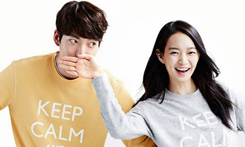 Ảnh hẹn hò trước khi phát hiện ung thư của Kim Woo Bin gây chú ý