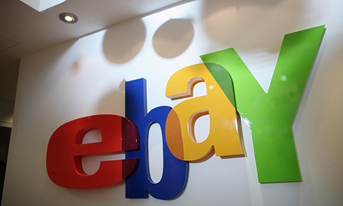 Bạn trai rao bán người yêu trên eBay được 2 tỷ đồng