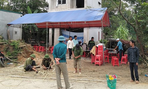 Nỗi đau con trẻ sau vụ chồng sát hại vợ vì ghen tuông