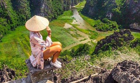 "Thánh địa check-in" đẹp nhất Ninh Bình hút hồn với mùa sen, mùa lúa