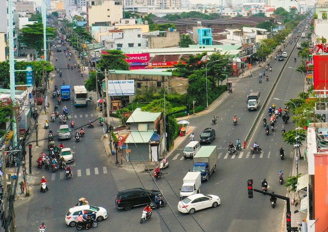 Vì sao căn nhà 4 mặt tiền giữa Sài Gòn được đền bù 5,1 tỷ giải tỏa 5 năm chưa xong?