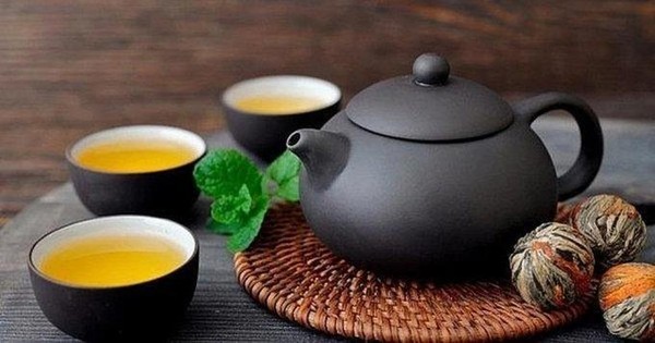 “Đại kỵ” khi uống trà có thể khiến bạn tụt huyết áp