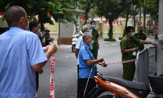 Hà Nội cách ly y tế tạm thời ngõ 88, phố Giáp Nhị