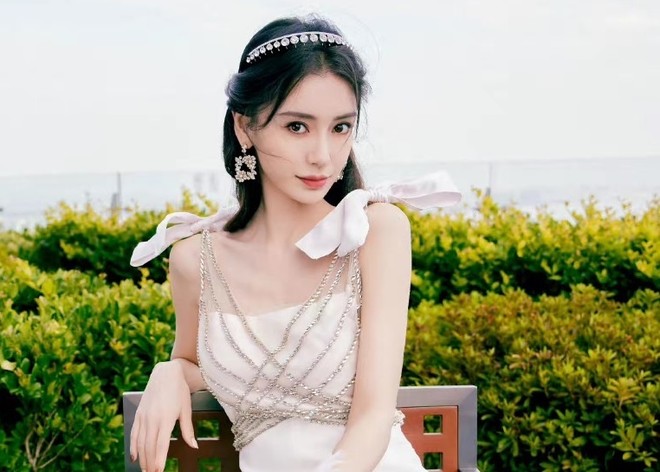 Angelababy sợ lặp lại sai lầm sau đổ vỡ với Huỳnh Hiểu Minh