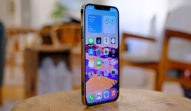 iPhone 12 Pro Max Cũ Được Săn Đón Cho Dịp Cuối Năm