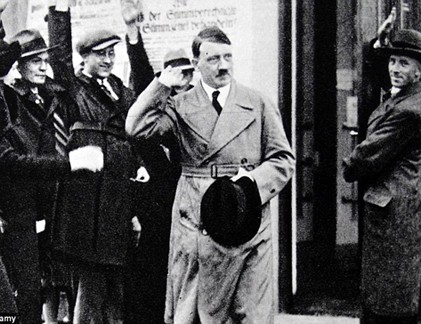 Hình ảnh ít biết về sào huyệt nơi Hitler tự sát