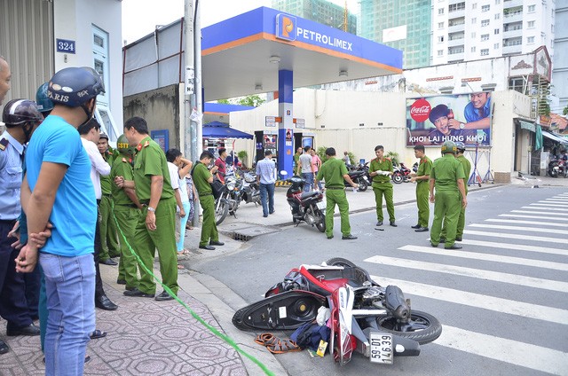 Công an khám nghiệm 1 vụ án trước đó.