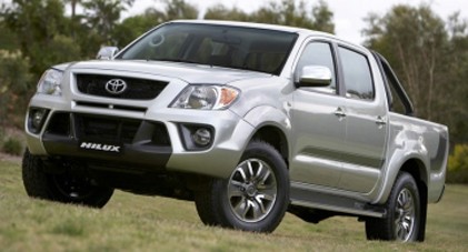 Toyota Hilux tại Việt Nam chung số phận với Innova, Fortuner