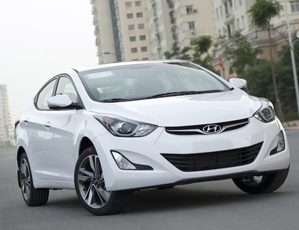 Hyundai Elantra 2014 mới 769 triệu đồng trình làng Việt Nam