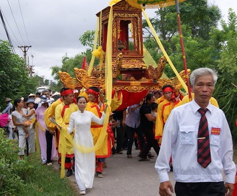 Người cộng sản được suy tôn làm Thành hoàng