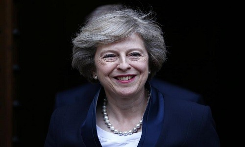 Ảnh ấn tượng “Bà đầm thép” thứ 2 của Anh Theresa May