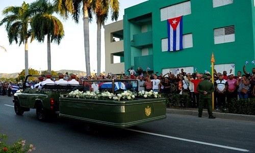 Bắt đầu lễ an táng lãnh tụ Cuba Fidel Castro