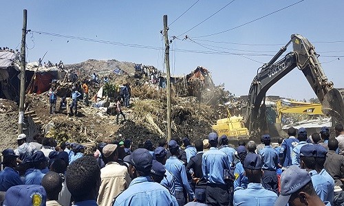 Kinh hoàng sạt lở bãi rác ở Ethiopia, gần 50 người chết