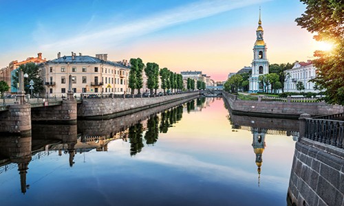 Cận cảnh vẻ đẹp huyền bí của thành phố St. Petersburg