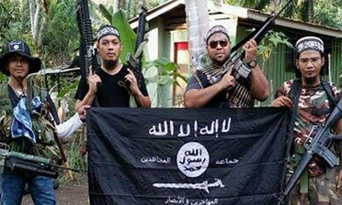 Đấu súng dữ dội, phiến quân Abu Sayyaf bắn chết nhiều lính Philippines