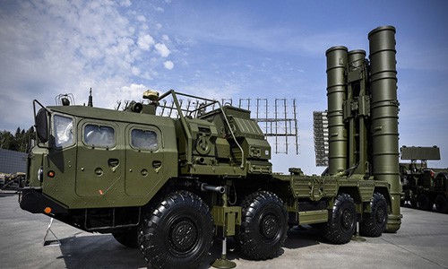 Mỹ “nổi đóa” khi Iraq muốn mua “rồng lửa” S-400 của Nga