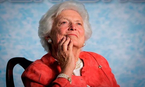 Cựu Đệ nhất phu nhân Mỹ Barbara Bush qua đời ở tuổi 92