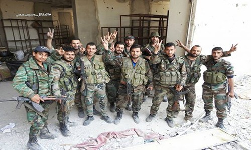 Quân đội Syria sắp “nghiền nát” phiến quân IS ở Nam Damascus