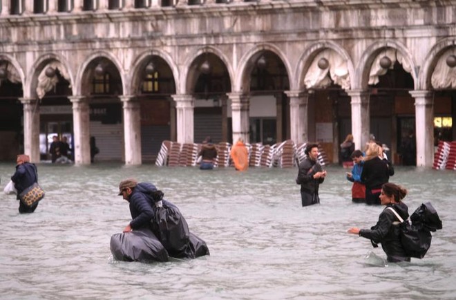 Cảnh ngập lụt kinh hoàng ở thành phố nổi Venice