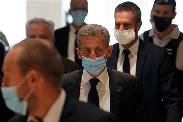 Cựu Tổng thống Pháp Nicolas Sarkozy bị kết án 3 năm tù