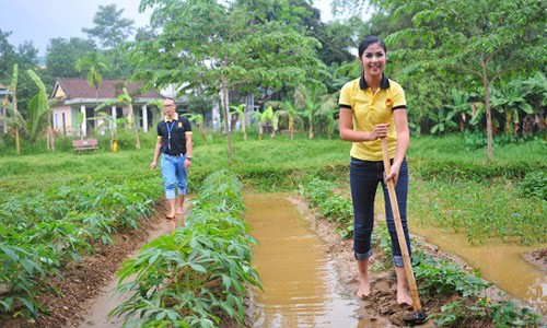 Ngọc Hân thà lên báo với việc từ thiện còn hơn scandal