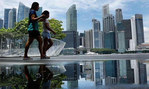 Thu ngân sách tăng gấp 5, Singapore "lì xì" toàn dân