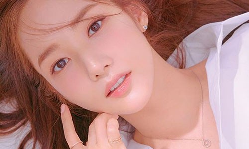 Ngắm nhan sắc dao kéo của “Thư ký Kim” Park Min Young