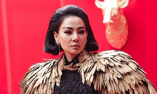 Lùm xùm gây sốc của Thu Minh trước ồn ào xưng diva