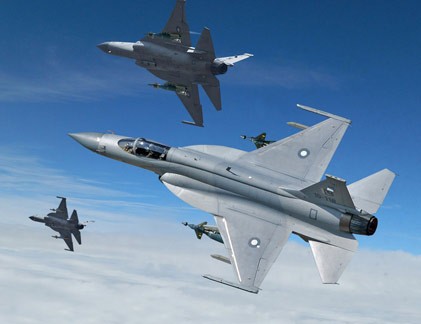 Myanmar muốn mua và sản xuất tiêm kích JF-17 Trung Quốc