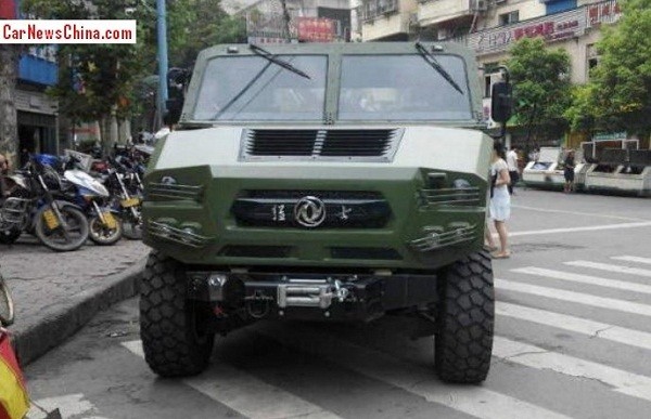 Trung Quốc lộ biến thể mới nhái xe Humvee Mỹ