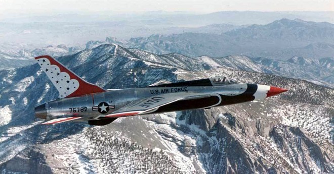 Tìm hiểu phiên bản nhỏ của F-105 trong CT Việt Nam