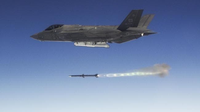 Australia nhận F-35 giữa nghi ngờ về chi phí và hiệu quả