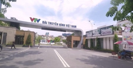 Phóng viên VTV bị côn đồ hành hung khi đang ăn sáng