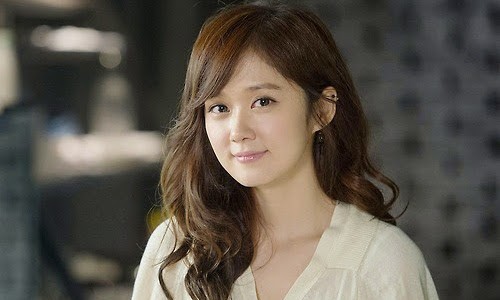 Jang Na Ra tái xuất màn ảnh với “One more happy ending“