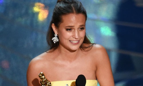 Oscar 2016: Alicia Vikander giành giải Nữ diễn viên phụ xuất sắc